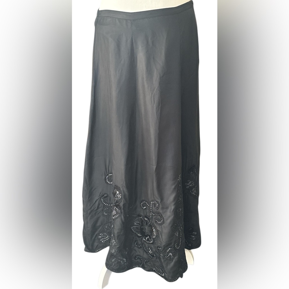 Chico's Women’s Black Maxi Skirt with Embroidery size 1 (m-L)